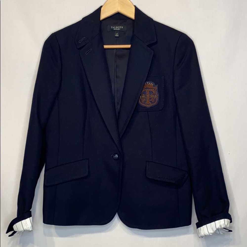 Talbots Crested Blazer Size 8 Mint Condition